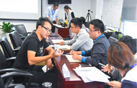 Two way Selection Meeting for Trainees' Career Development
